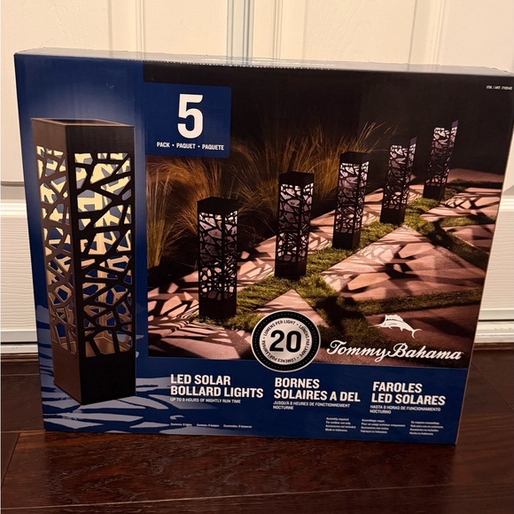 Tommy Bahama Other - Tommy Bahama Black LED Solar Bollard Lights - 5 Pack